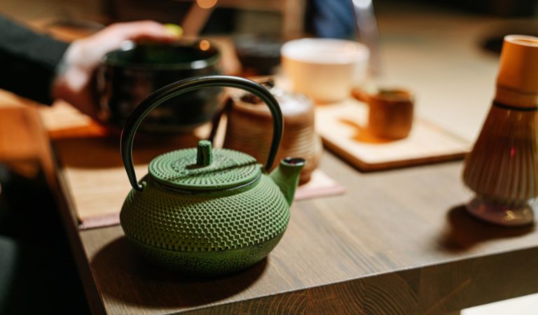 Thé noir, thé vert, thé blanc : les couleurs du thé