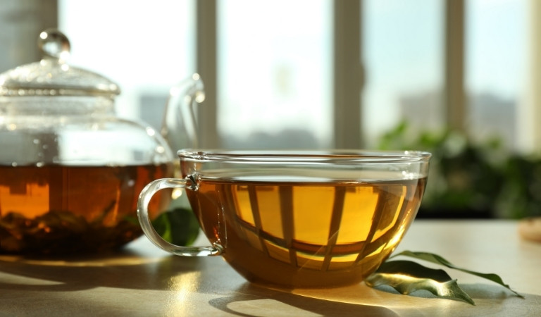 6 idées reçues sur le thé et ses bienfaits sur la santé