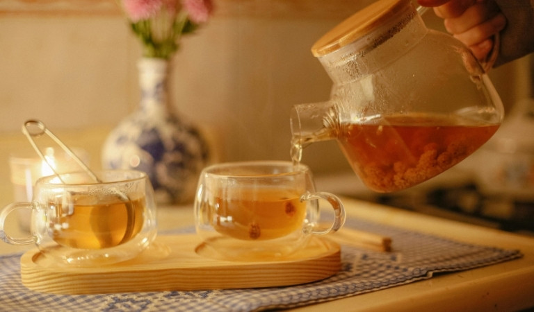 À chaque saison son thé : calendrier des bienfaits