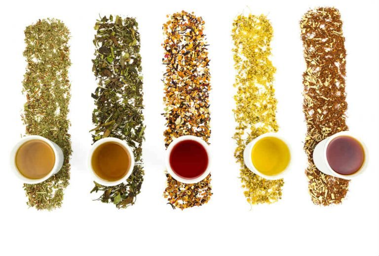 Thé vert, thé noir, thé blanc, thé oolong… D&rsquo;où viennent les couleurs de thé ?
