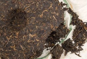 Secrets fabrication du thé pu-erh post fermenté